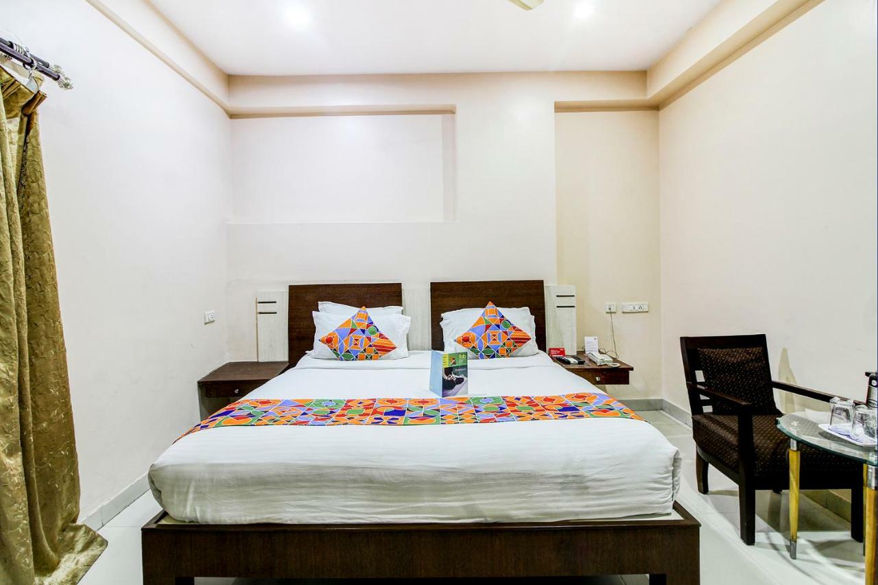 Fabexpress Tourist Plaza Hyderabad Exterior foto