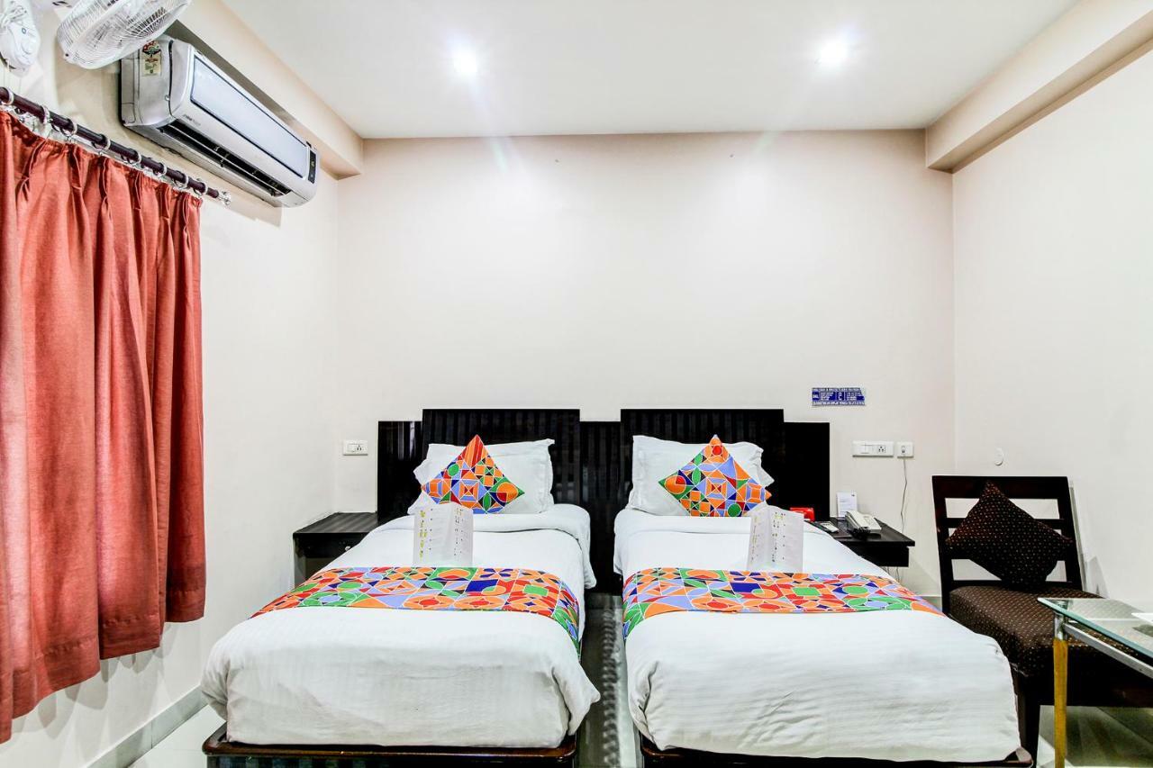 Fabexpress Tourist Plaza Hyderabad Exterior foto