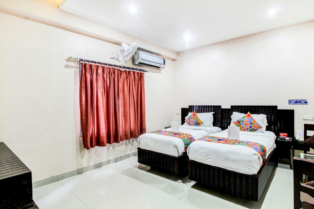 Fabexpress Tourist Plaza Hyderabad Exterior foto