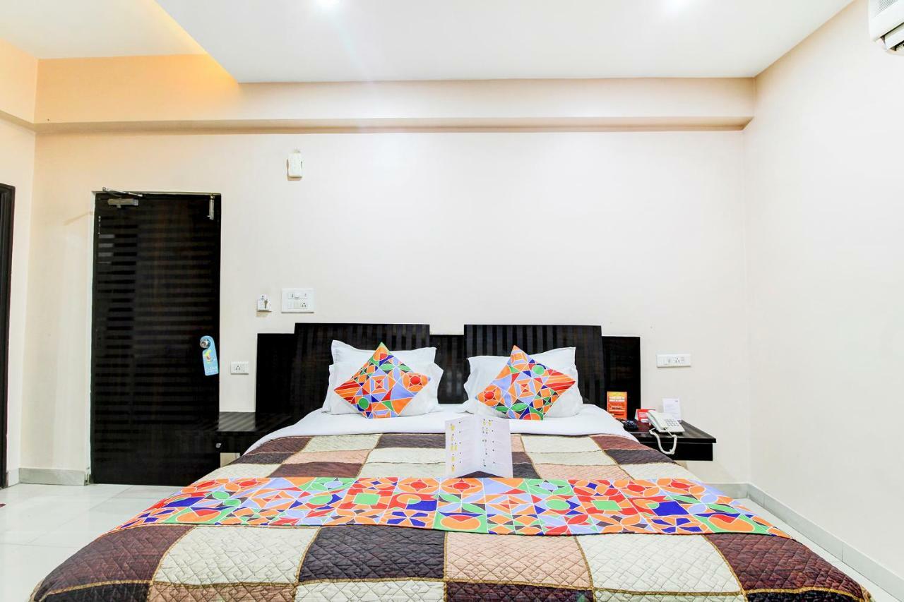 Fabexpress Tourist Plaza Hyderabad Exterior foto